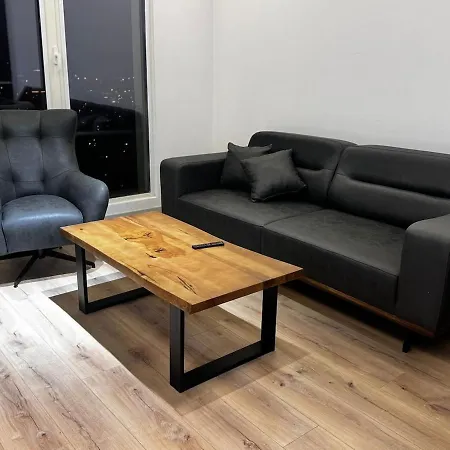 Modern Cevahir Stay, Balcony Views, Free Parking Apartament Skopje