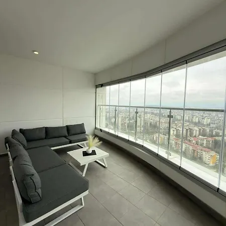 Modern Cevahir Stay, Balcony Views, Free Parking Apartament Skopje
